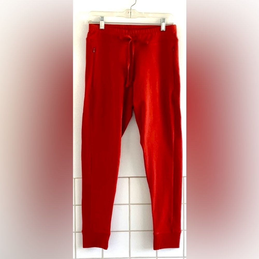 VICTORIA’s SECRET PINK Yoga Jogger NWOT Paprika Color. Large